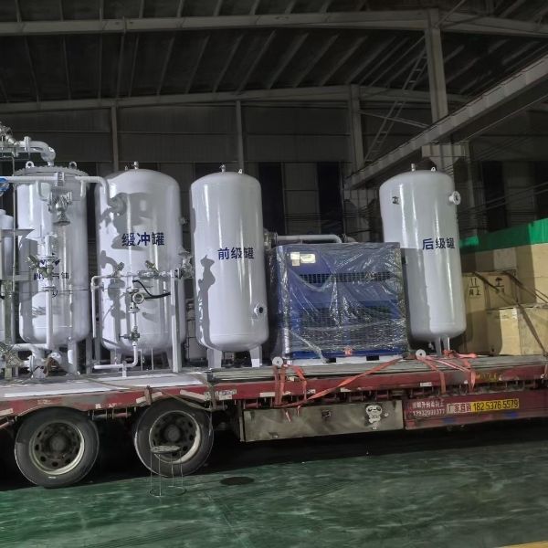 Быстродействующий генератор азота для лазерной резки с заправочной станцией 20 МПа